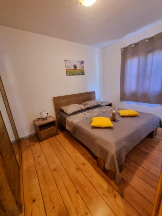 Apartments Ema Pula Ngoại thất bức ảnh