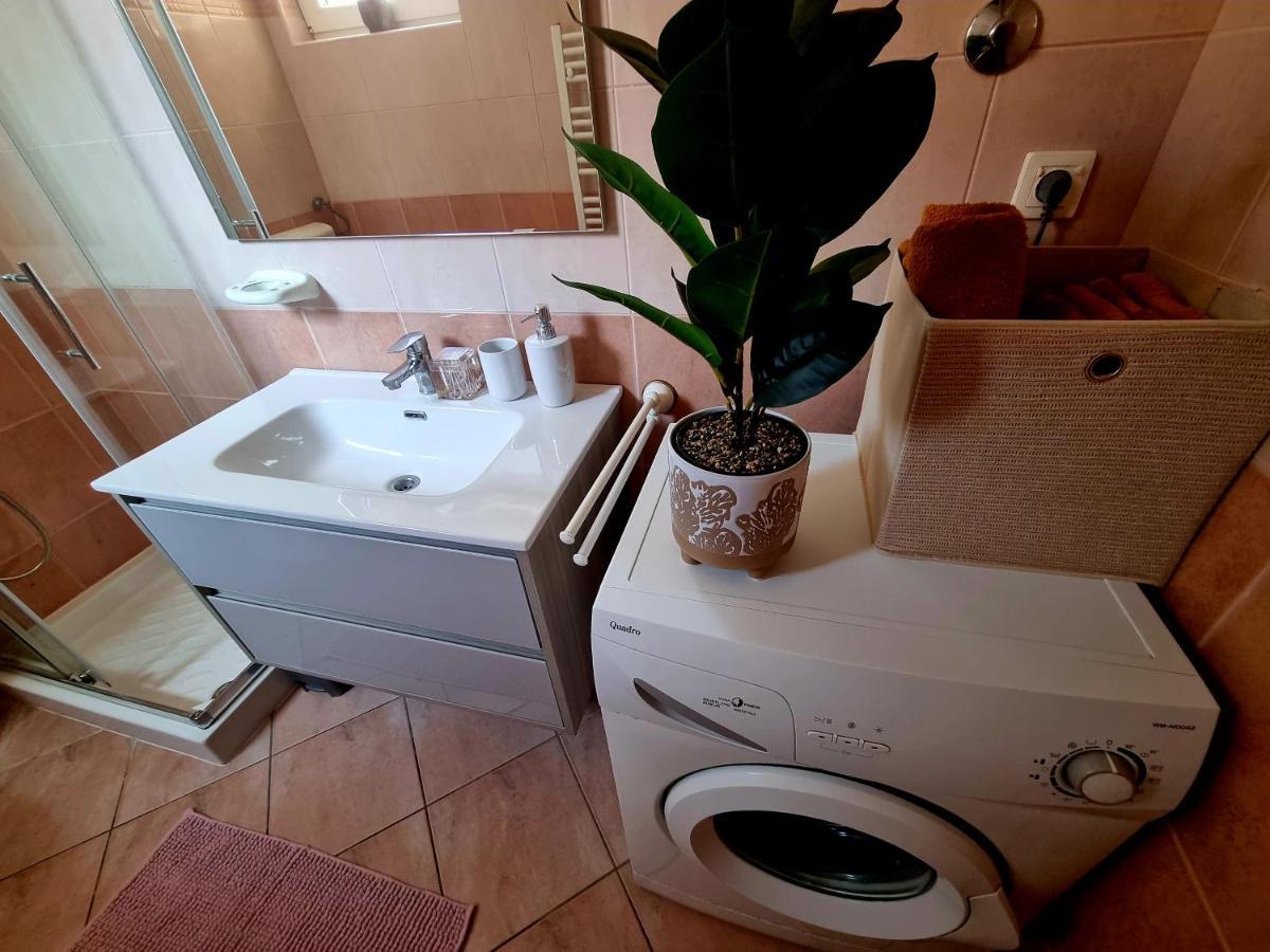 Apartments Ema Pula Ngoại thất bức ảnh